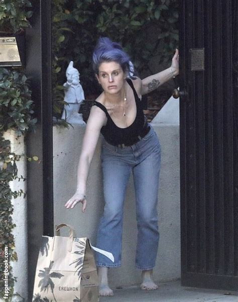 kelly osbourne nude|KELLY OSBOURNE Nude